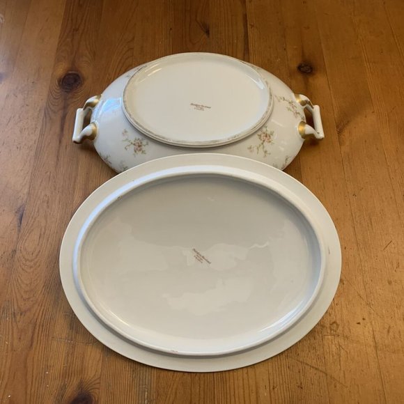 Theodore Haviland Limoges France Covered Oval Serving Dish Pink Flowers - Picture 3 of 8